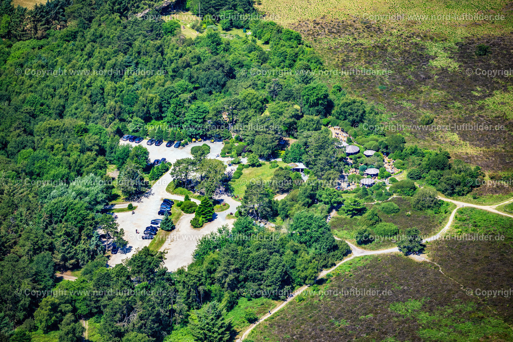 Sylt_Kampen_Künstlercaf_Kupferkanne_ELS_0932210625 | KAMPEN (SYLT) 13.06.2025 Gebäude des Restaurant " Kupferkanne " in Kampen (Sylt) auf der Insel Sylt im Bundesland Schleswig-Holstein, Deutschland. Weiterführende Informationen bei: Kupferkanne Kampen / Sylt Rieck - Schäfer oHG. // Building of the restaurant " Kupferkanne " in Kampen (Sylt) on Island Sylt in the state Schleswig-Holstein, Germany. Further information at: Kupferkanne Kampen / Sylt Rieck - Schaefer oHG. Foto: Martin Elsen