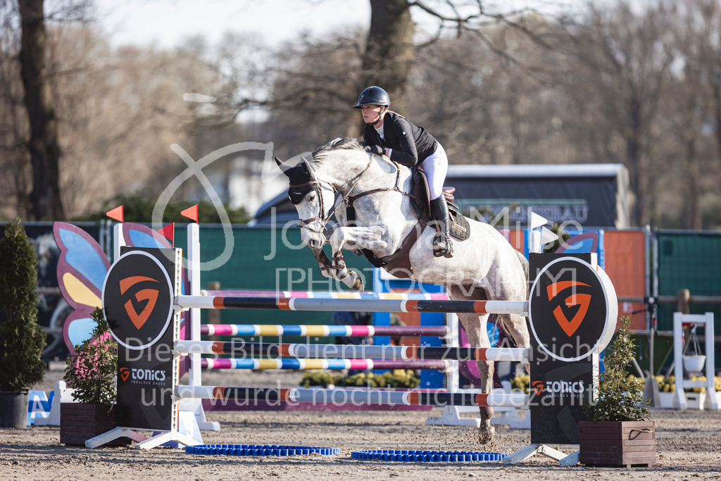 250408_Mühlen_SprPf-M-520 | Deine schönsten Turniermomente als professionelle Fotos! Entdecke hochwertige Pferdesport-Fotografie im Online-Shop. Jetzt Fotos finden & bestellen!