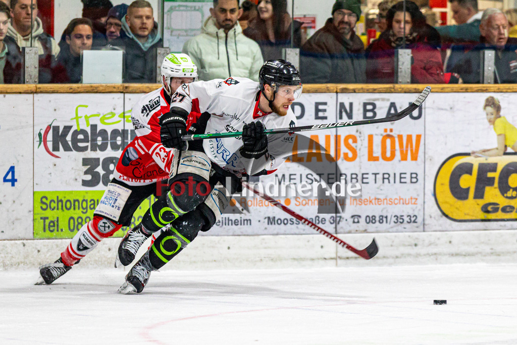 Spiel 3 Finale TSV Peißenberg Miners vs EHC Königsbrunn | Eishockey Bayernliga Playoffs 2023/2024, Spiel 3 Finale TSV Peißenberg Miners vs EHC Königsbrunn, 20240328,
Toms PROKOPOVICS (EHC 27) in Aktion,
2024-03-28 in Peißenberg (Eisstadion)
27 Toms PROKOPOVICS (EHC 27)
Copyright: WolfgangxLindner foto-lindner.de