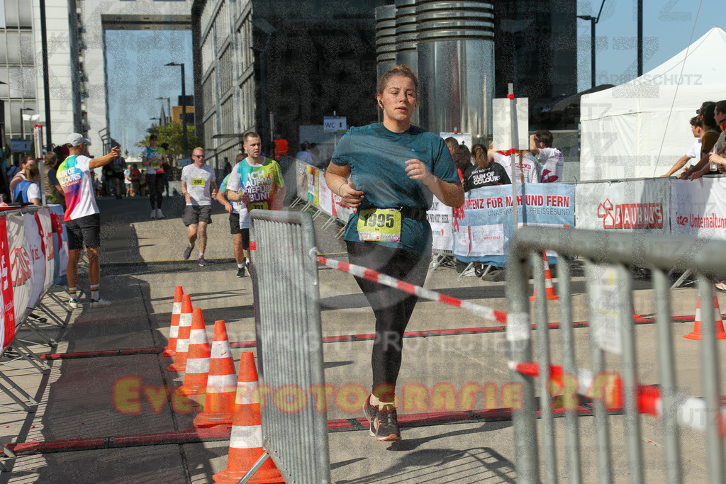 240921_1504_EX1_4332 | Sportfotografie im Rhein-Sieg Kreis, Köln, Bonn, NRW, Rheinland Pfalz, Hessen, etc. Unser Tätigkeitsfeld umfasst den Laufsport vom Volkslauf über den Marathon, Duathlon, Triathon bis zum Ultralauf wie Kölnpfad Ultra oder Schindertrail.