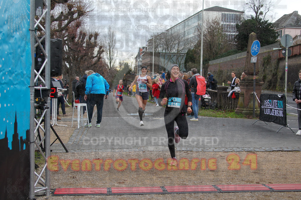 221231_1152_EV4_7837 | Sportfotografie im Rhein-Sieg Kreis, Köln, Bonn, NRW, Rheinland Pfalz, Hessen, etc. Unser Tätigkeitsfeld umfasst den Laufsport vom Volkslauf über den Marathon, Duathlon, Triathon bis zum Ultralauf wie Kölnpfad Ultra oder Schindertrail.