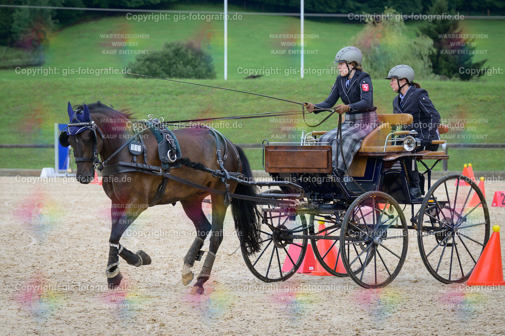 082_Reder_Maren_KegelF-M_1Sp_250727_01 | gis-fotografie