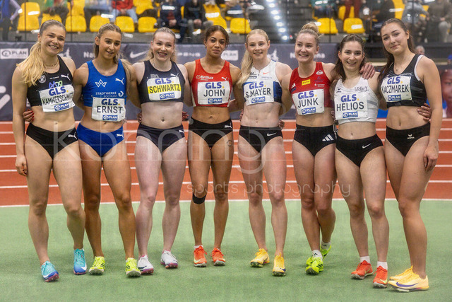 Deutsche Leichtathletik-Hallenmeisterschaften; Dortmund, 28.02.2026 | Die Finalistinnen 60m, v.l. Sina Kammerschmitt (MTG Mannheim, 27), Jolina Ernst (TV Wattenscheid 01, 567), Philina Schwartz (Berlin Athletics Capital Club, 53), Viola John (LG Brillux Münster, 532), Sina Mayer (LAZ Zweibrücken, 423), Sophia Junk (LG Rhein-Wied, 430); Deutsche Leichtathletik-Hallenmeisterschaften am 28.02.2026 in der Helmut-Körnig-Halle in Dortmund. 