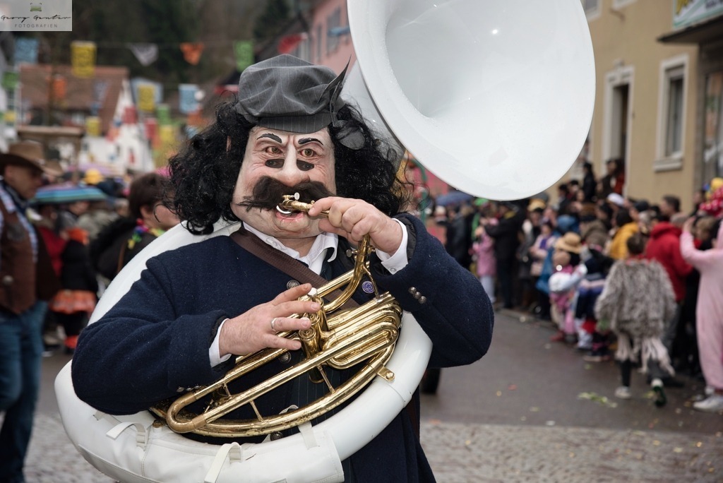 Fasnacht _24-195-RA | Fotoblog Schwarzwald, Foto Blog Wiesental, Pfaffenberg, Winterzauber, Zeller Bergland, Zell im Wiesental, Fotoblog Wiesental, Landschaftsfotos, Bilder Wiesental, Natur, Naturbilder, Fastnacht, Zeller Fastnacht, Zeller Fasnacht, Zeller Bergland, Belchen, - Realisiert mit Pictrs.com