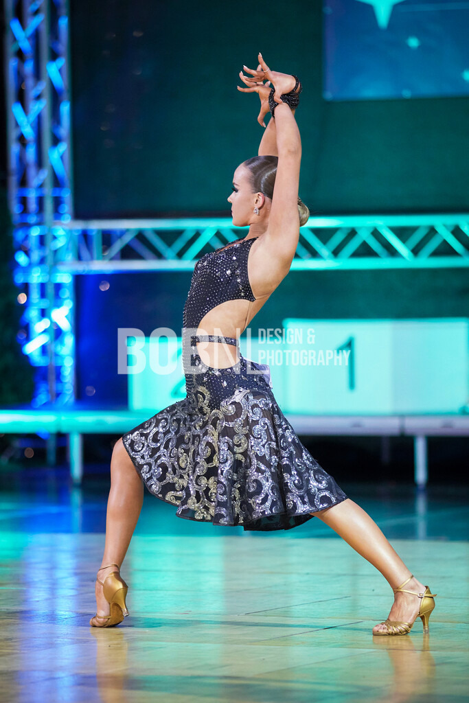 Winter Dance Festival | Mülheim a.d. Ruhr - 14.12.2025: Winter Dance Festival in Mülheim a.d. Ruhr (Westenergiehalle), Germany. Photo by: BobNL design &amp; photography  - Realisiert mit Pictrs.com