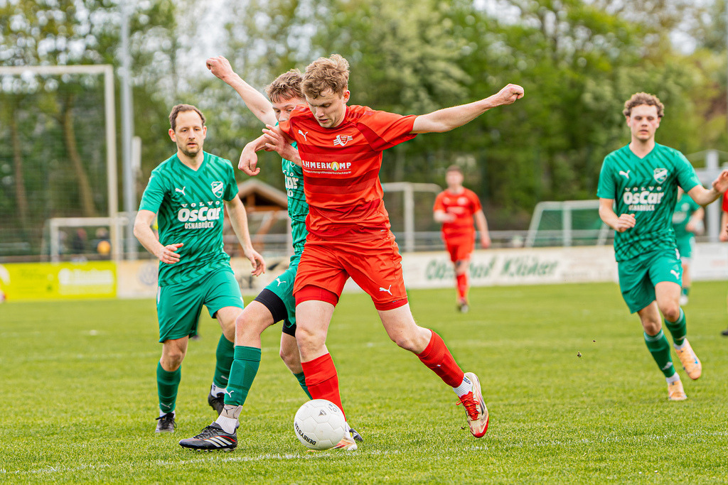 Fußball I Herren I Saison 2025-2026 I Kreisliga VEC I 23. Spieltag I SV GW Brockdorf II - VFL Oythe II I 04275 | jns.sportfotos - Realisiert mit Pictrs.com