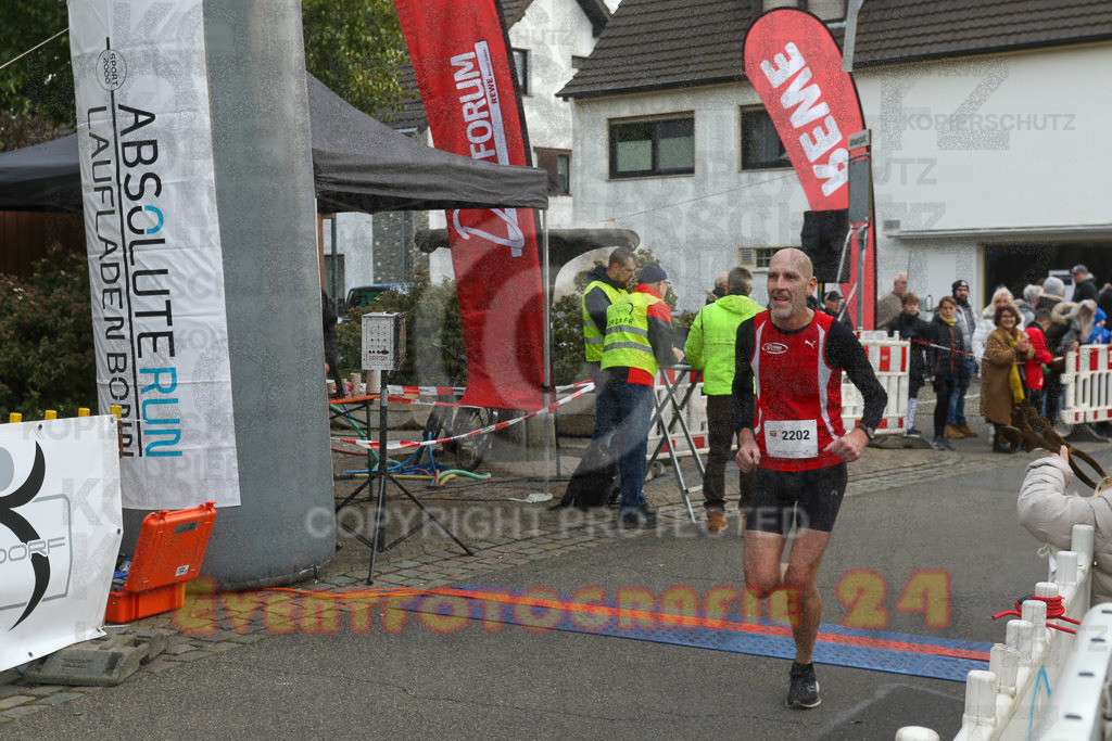 221127_1215_EV9_3464 | Sportfotografie im Rhein-Sieg Kreis, Köln, Bonn, NRW, Rheinland Pfalz, Hessen, etc. Unser Tätigkeitsfeld umfasst den Laufsport vom Volkslauf über den Marathon, Duathlon, Triathon bis zum Ultralauf wie Kölnpfad Ultra oder Schindertrail.