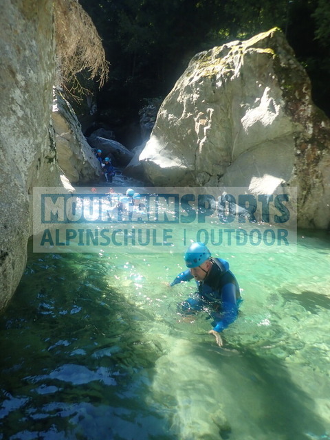 P1010047 | Bestelle die Bilder deines Berg- oder Wasser-Abenteuers mit Mountain Sports bequem von zu Hause aus direkt über unseren Online Fotoshop von pictrs.com. - Realisiert mit Pictrs.com