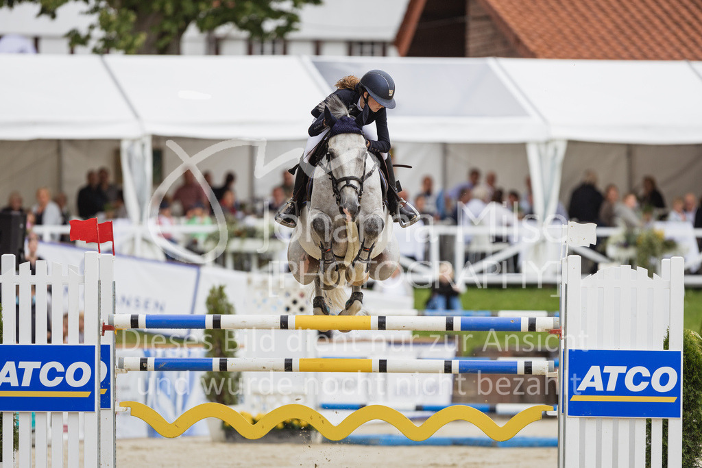 230730_BHO_GrosserPreis-507 | Deine schönsten Turniermomente als professionelle Fotos! Entdecke hochwertige Pferdesport-Fotografie im Online-Shop. Jetzt Fotos finden & bestellen!