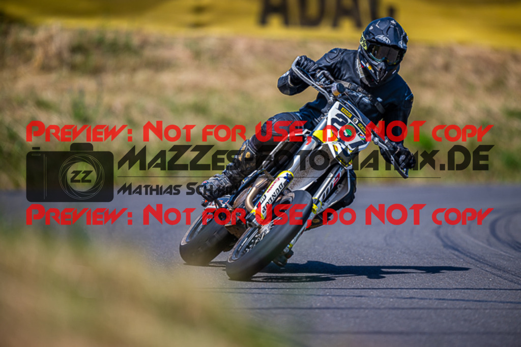 MaZZes_FotoMatrix_220619_4259 | UE40