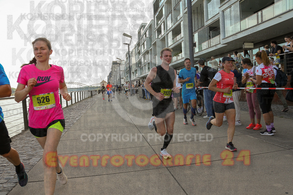 250920_1448_EX1_7664 | Sportfotografie im Rhein-Sieg Kreis, Köln, Bonn, NRW, Rheinland Pfalz, Hessen, etc. Unser Tätigkeitsfeld umfasst den Laufsport vom Volkslauf über den Marathon, Duathlon, Triathon bis zum Ultralauf wie Kölnpfad Ultra oder Schindertrail.