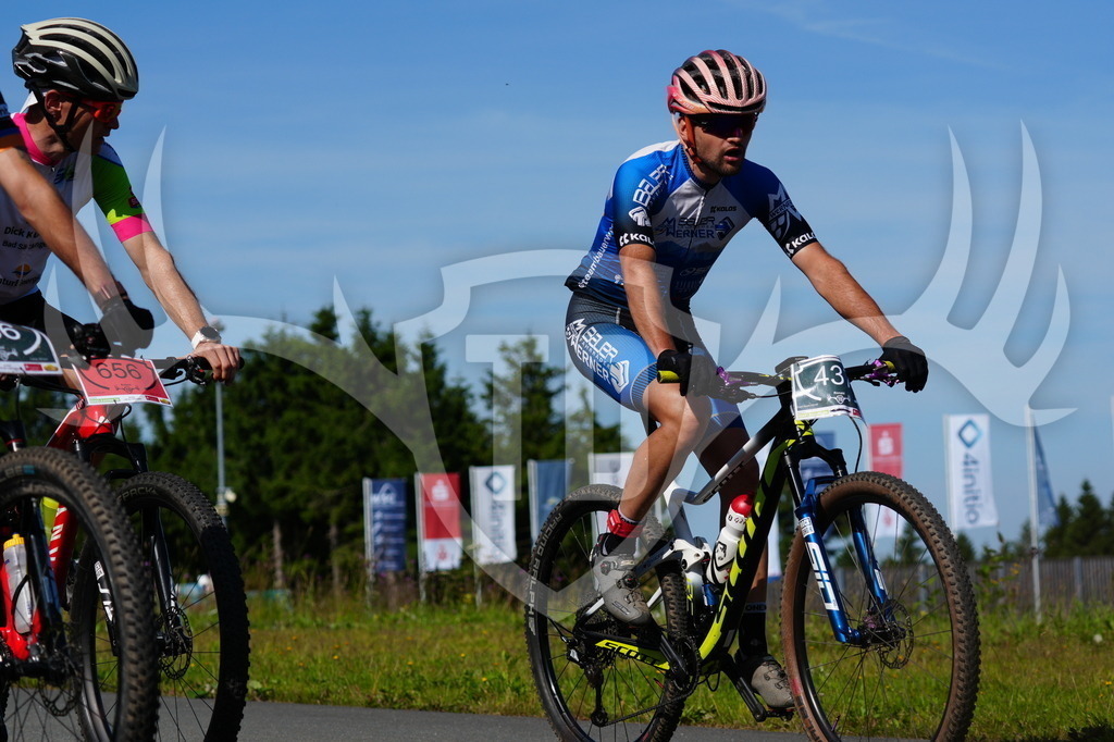 DSC09846 | Fotogalerie der Treibjagd im Dunkelwald - Dein MTB Etappenrennen im Erzgebirge - Realisiert mit Pictrs.com
