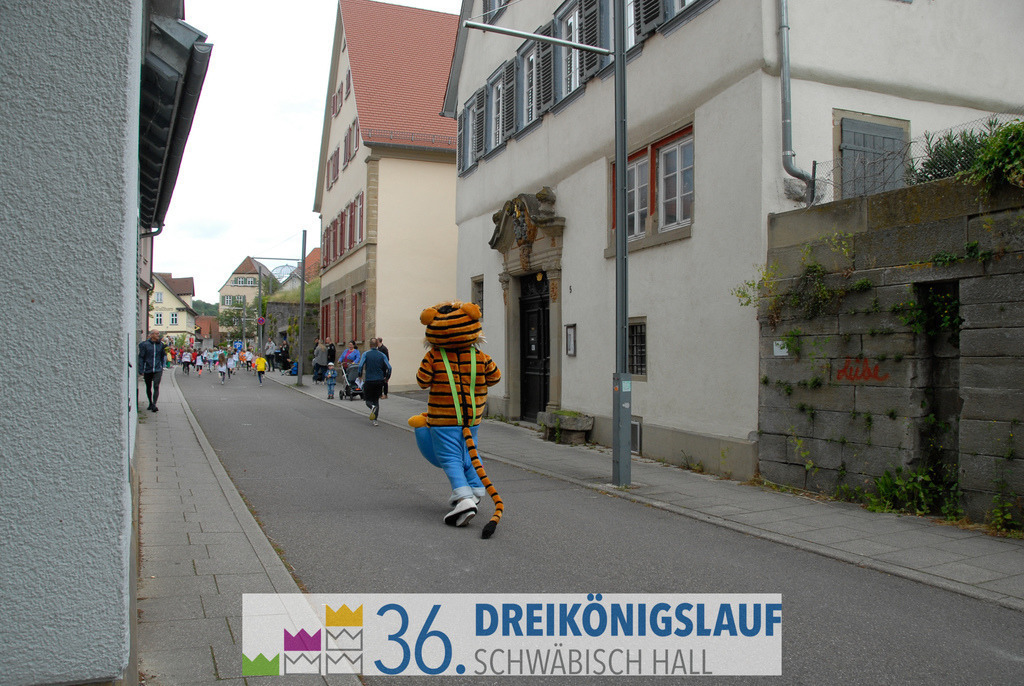 AOK Junior Cup 400m | 3Königslauf 2022 AOK Junior Cup 400m - Realisiert mit Pictrs.com