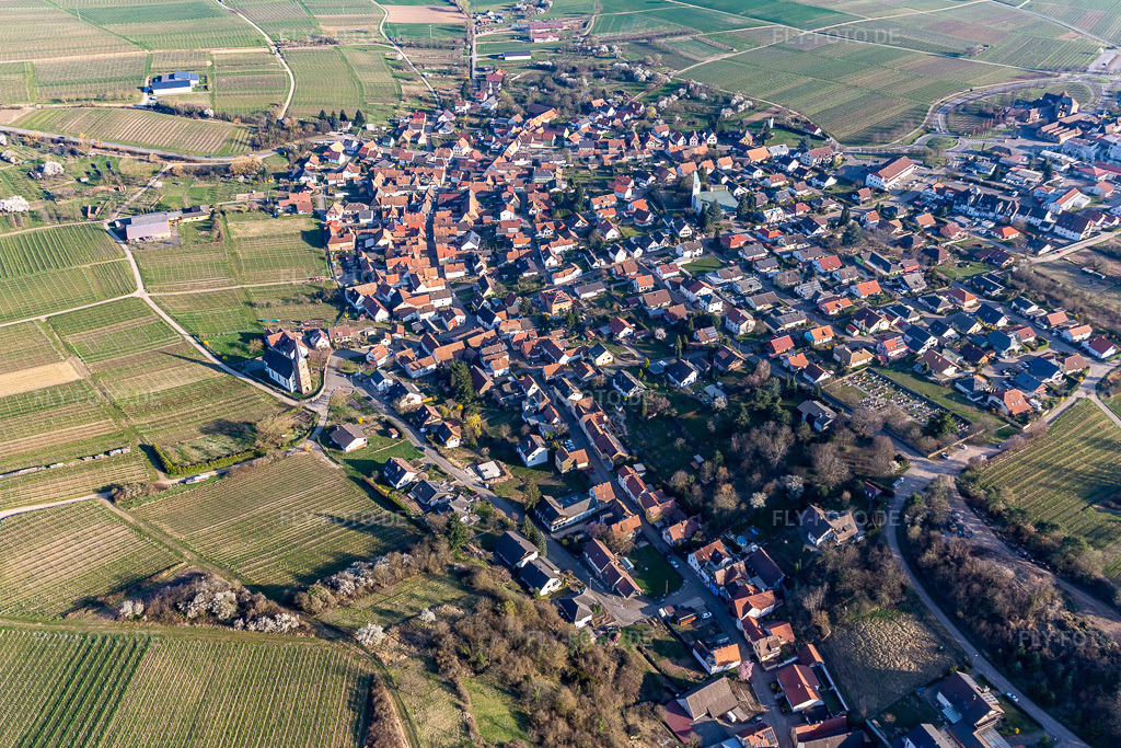 Luftbild: Rechtenbach im Ortsteil Rechtenbach in Schweigen-Rechtenbach im Bundesland Rheinland-Pfalz in Deutschland. Foto: IMG_130931.jpg vom 22.03.2022 durch Werner Riehm/FLY-FOTO.deGemeinde Schweigen-Rechtenbach