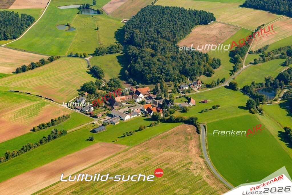 Geschenkidee Bottenbach bei Emskirchen -Die Luftbildaufnahme wurde 2025 vom UL-Flugzeug heraus erstellt ( keine Drohne ) - Hochauflösende Luftaufnahme -Nicht vergleichbar mit Google Maps oder Satelittenbilder- Die Geschenkidee !Mit Lizenz und Bildrechte bestellbar