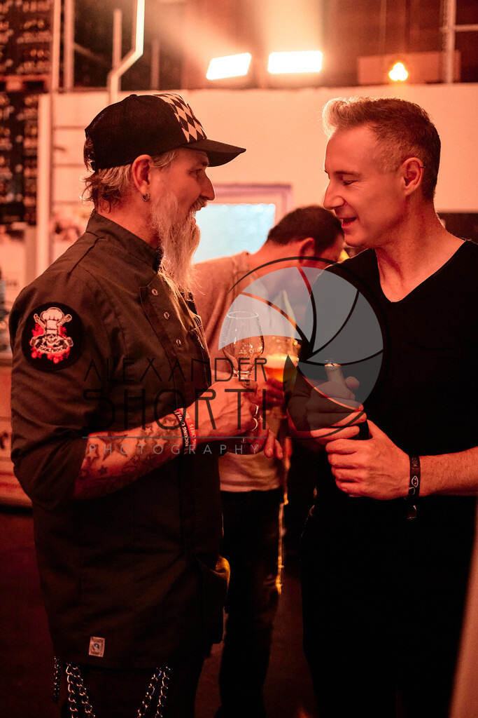 075_RC_OMEE_2025_05StationTeam_DRH08882 | alexandershorti - Realisiert mit Pictrs.com