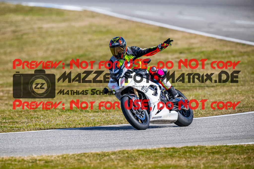 MaZZes_FotoMatrix_230311_6471 | Fotograf Mathias Schmid
Sportfotograf,
Eventfotograf,
Hochzeitsfotograf,
Portraitfotograf