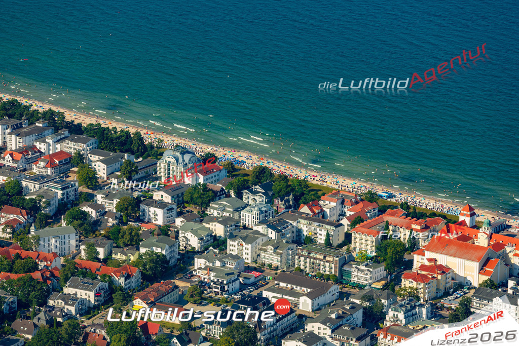 Vs Google Maps Binz - Die Luftaufnahme wurde 2025 vom UL-Flugzeug heraus erstellt ( keine Drohnenaufnahme ) - Hochauflösende Luftaufnahme - für Wandbilder und großformatige Ausdrucke geeignet. Das besondere Geschenk!Hier alle&nbsp;Infos zur Lizenzierung der LuftaufnahmeWir fliegen auch dieses Jahr wieder in Ihre Region um Luftbilder zu erstellen.- Luftbild anfragen