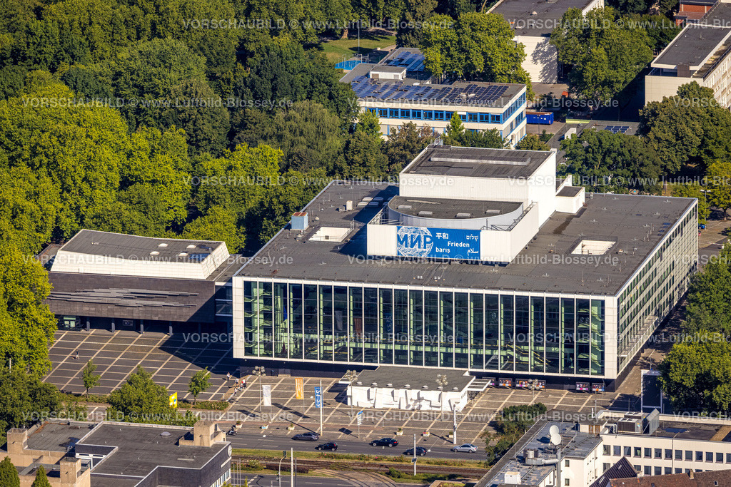Gelsenkirchen220801385 | Luftbild, Neues Pumpwerk-Gebäude der Emschergenossenschaft nahe der Sutumer Brücken auf der Schleuseninsel zwischen Rhein-Herne-Kanal und Fluss Emscher, Schalke-Nord in Gelsenkirchen, Ruhrgebiet, Nordrhein-Westfalen, Deutschland