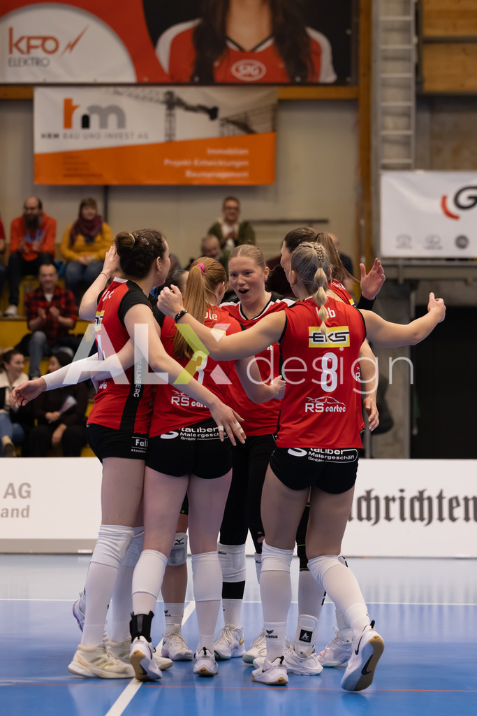 Volleyball I Frauen I Saison 2025-2026 I Volleyball NLA | Women I Round 16 I VC Kanti Schaffhausen - Viteos NUC I 31.01.2026 | VC Kanti Schaffhausen Spielerkreis - Realisiert mit Pictrs.com