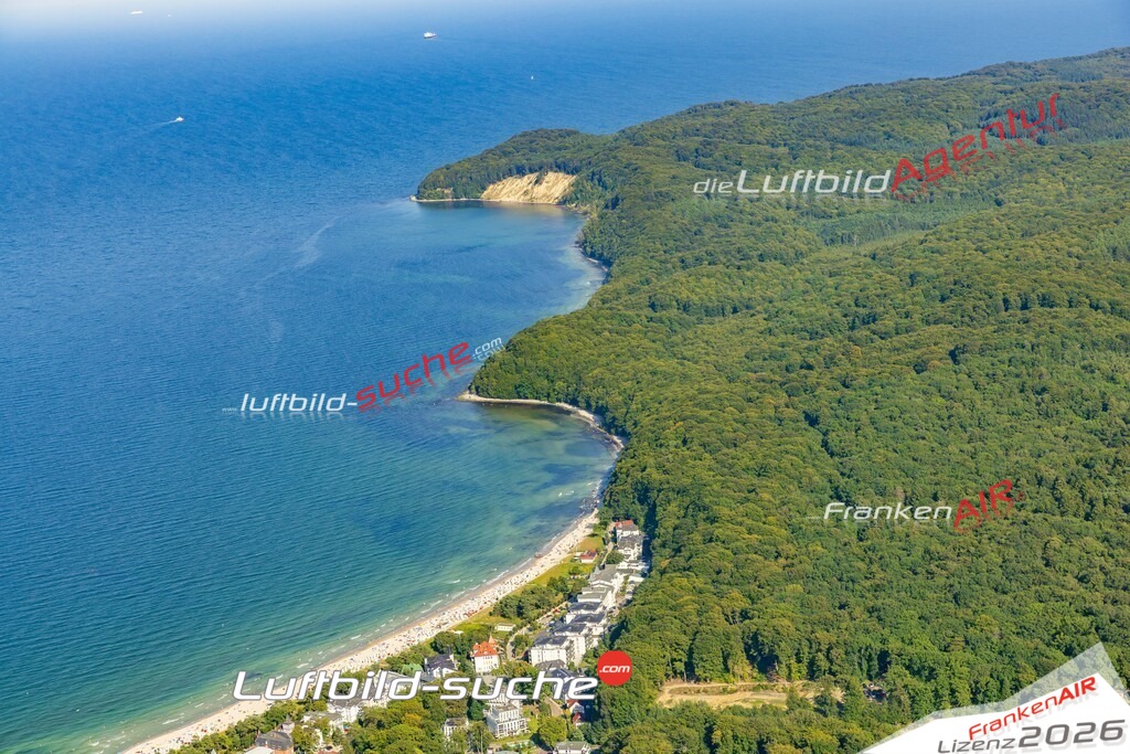 Luftaufnahme Küstenlandschaft Binz - Die Luftaufnahme wurde 2025 vom UL-Flugzeug heraus erstellt ( ohne Drohne ) - Hochauflösende Luftaufnahme - für professionelle Ausdrucke geeignet. Die Geschenkidee !Mit Lizenz und Bildrechte bestellbar