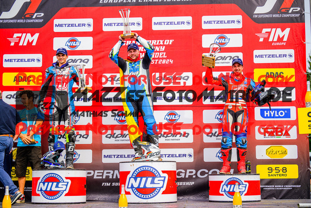 MaZZes_FotoMatrix_240818_6021986_0240 | S1