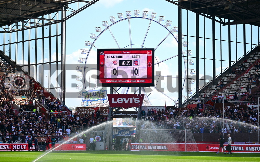 KBS Picture_FCStPauli-Heidenheim_001 | Millerntorstadion Anzeigetafel ,Sportplatz :  Millerntor Stadion, - Realisiert mit Pictrs.com