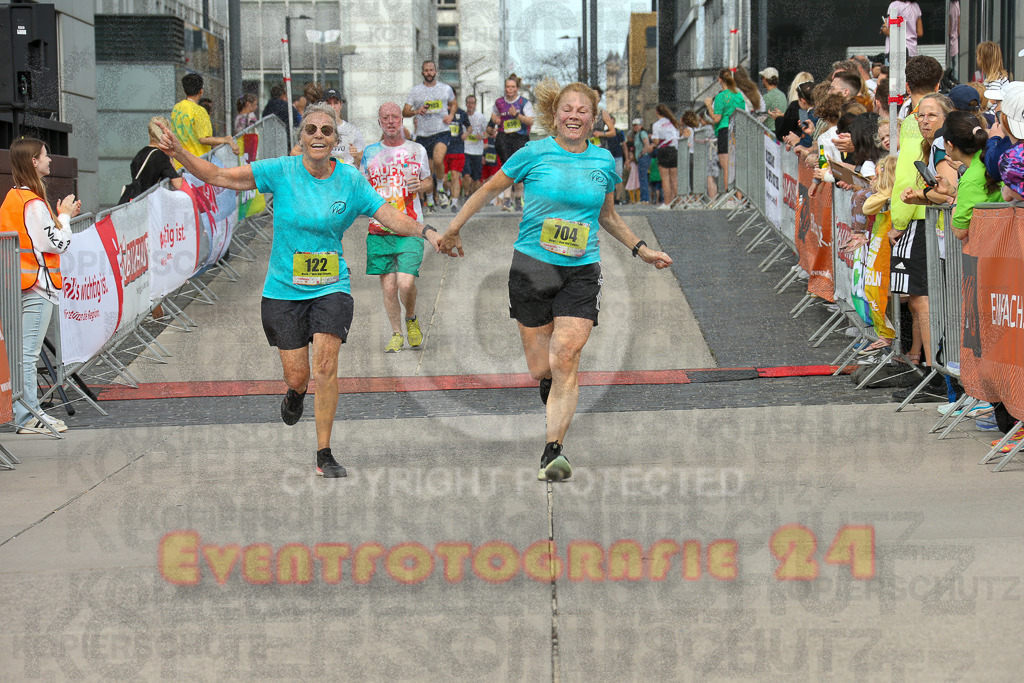250920_1328_EX1_4903 | Sportfotografie im Rhein-Sieg Kreis, Köln, Bonn, NRW, Rheinland Pfalz, Hessen, etc. Unser Tätigkeitsfeld umfasst den Laufsport vom Volkslauf über den Marathon, Duathlon, Triathon bis zum Ultralauf wie Kölnpfad Ultra oder Schindertrail.