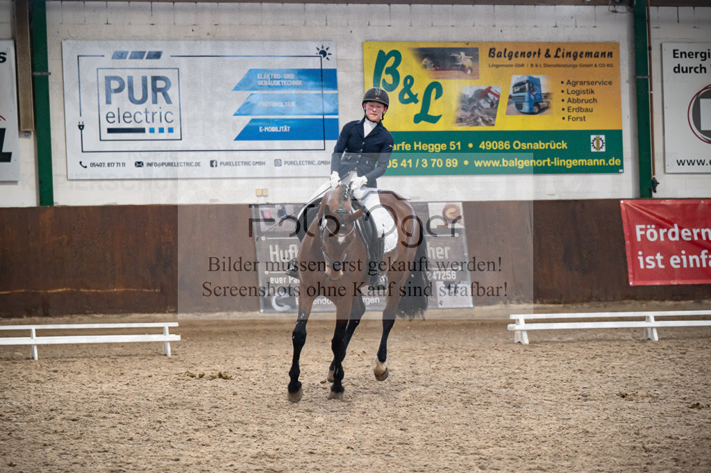 Hallenreittunier Voxtrup 2023 | Entdecke hochwertige Reitturnierfotos von Foto Oger. Professionell, emotional und authentisch – jetzt Lieblingsmomente im Shop bestellen.Deutschlandweite Turnierfotografie. - Realisiert mit Pictrs.com