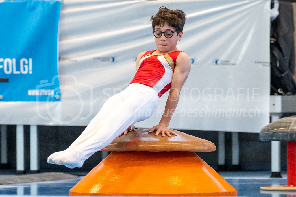 104. Zürcher Kunstturnertage Neftenbach - 15. May 2022 | 104. Zürcher Kunstturnertage Neftenbach
Turnhalle Ebni, Neftenbach
Programm 1 (P1)
Bild: Sportfotografie Markus Aeschimann | www.markus-aeschimann.ch - Realisiert mit Pictrs.com