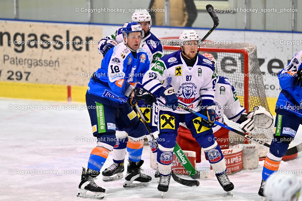 ESC SPARKASSE STEINDORF vs. UECR Huben  | #97 Fuetsch Johannes UECR EISBÄREN HUBEN, #18 Pewal Martin ESC Steindorf, ESC SPARKASSE STEINDORF vs. UECR Huben , ESC SPARKASSE STEINDORF vs. UECR Huben  am 06.02.2026 in Steindorf (Ossiachersee Halle), Austria, (Photo by Bernd Stefan)