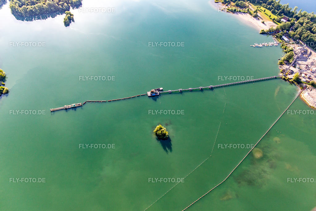 Schwimmbagger amd Baggersee Giesen | Luftbild: Schwimmbagger amd Baggersee Giesen im Ortsteil Liedolsheim in Dettenheim im Bundesland Baden-Württemberg in Deutschland. Foto: IMG_141795.jpg vom 18.06.2024 durch ©2025 Werner Riehm fly-foto.de/copyright - Realisiert mit Pictrs.com