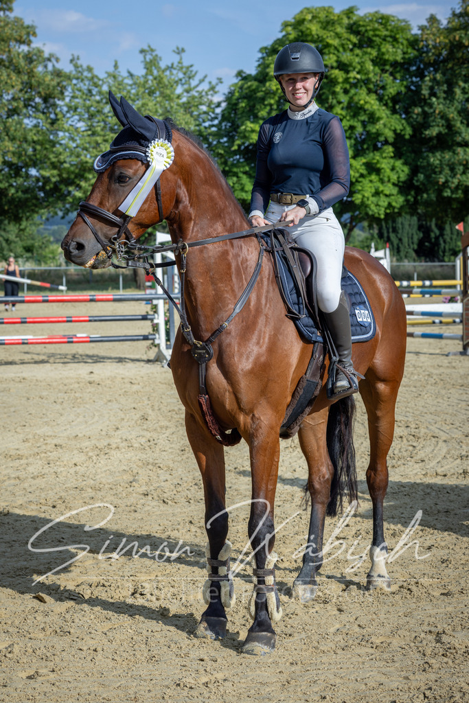 20260704-_3LI2287 | Tierfotografie Pferde, Hunde, Katzen, Haustiere.
Turnierfotografie Reitturniere, Reiten, Springreiten, Dressur in Hanau, dem Main-Kinzig-Kreis und dem Rhein-Main- Gebiet um Frankfurt