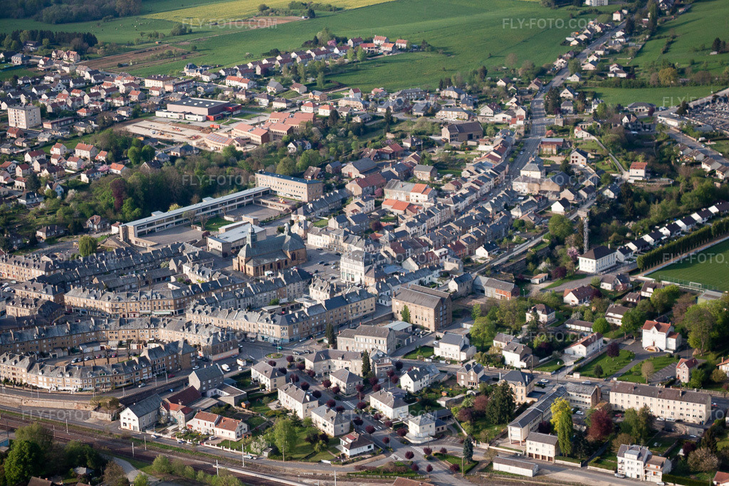 Aerial view: View of the town in Carignan in the state Ardennes, France.Photo: IMG_39795.jpg taken on 04/16/2011 by Werner Riehm/FLY-FOTO.comResolution of the original: 4752 x 3168 px