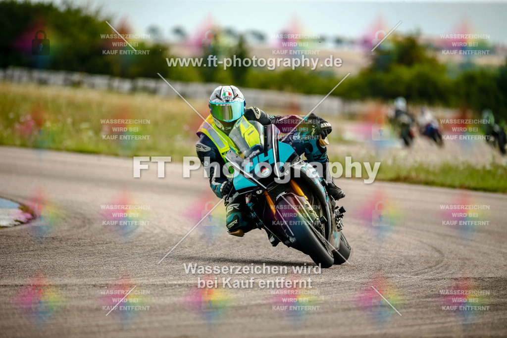 Chambley Juli-2465 | Hier findet Ihr Bilder von Touristenfahrten auf der Nürburgring Nordschleife oder von anderen Veranstaltungen die ich besucht habe. Viel Spass beim Durch Schauen 