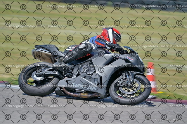 26BT02-0918 | markuskiefer.com - Realisiert mit Pictrs.com