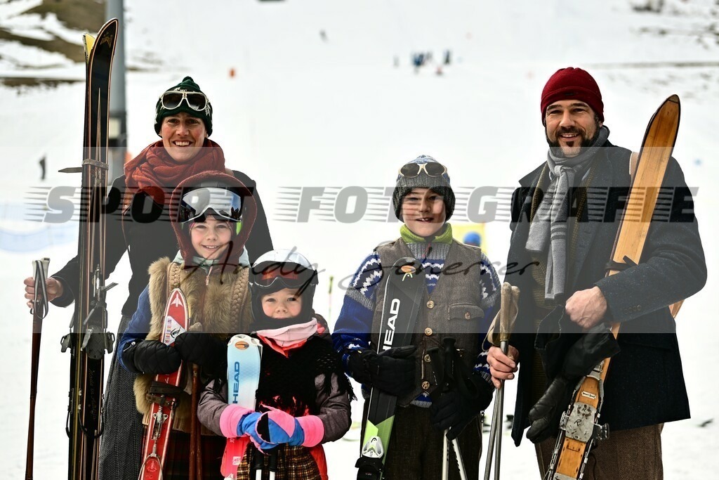 DSC_8269a | Kaufen Sie Sportbilder im Onlineshop von Andy Scherrer Sportfotografie. Faszinierende Bilder von Sportevents aus der ganzen Schweiz. Fussball, Frauenfussball, Unihockey, Handball, Schwingen und weiteren Sportarten. - Realisiert mit Pictrs.com