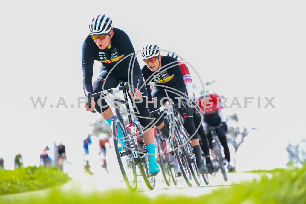 ..... | LEONDING,AUSTRIA,24.März.24 - 63.Radsaisoneröffnungsrennen Leonding Road Cycling League , Image shows: 
Photo: WAPICS / Andreas Willdoner