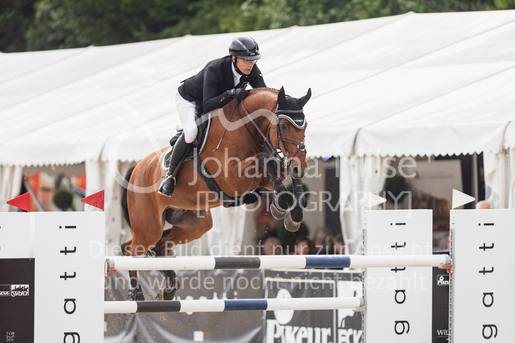 250601_MayDays_GP-585 | Deine schönsten Turniermomente als professionelle Fotos! Entdecke hochwertige Pferdesport-Fotografie im Online-Shop. Jetzt Fotos finden & bestellen!