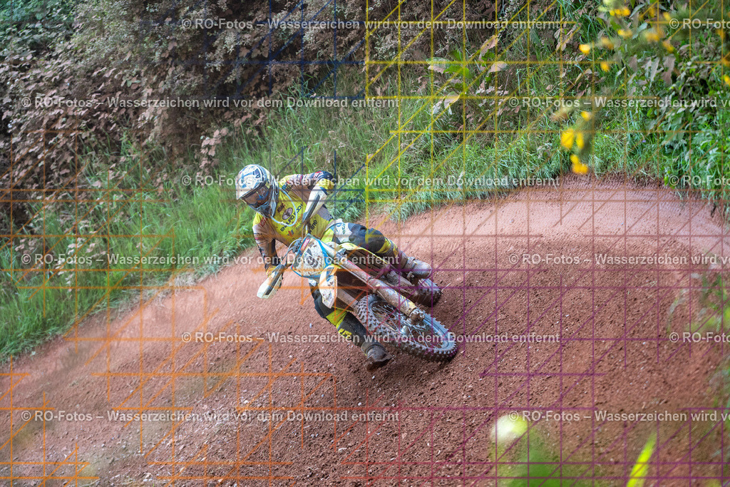 Wolfshausen 4 Lauf -1295 | Sportfotografie von RO-Fotos: Motorsport, Motocross, Enduro, Laufveranstaltungen und Triathlon. Professionelle Fotos von Sportlern und Events. - Realisiert mit Pictrs.com