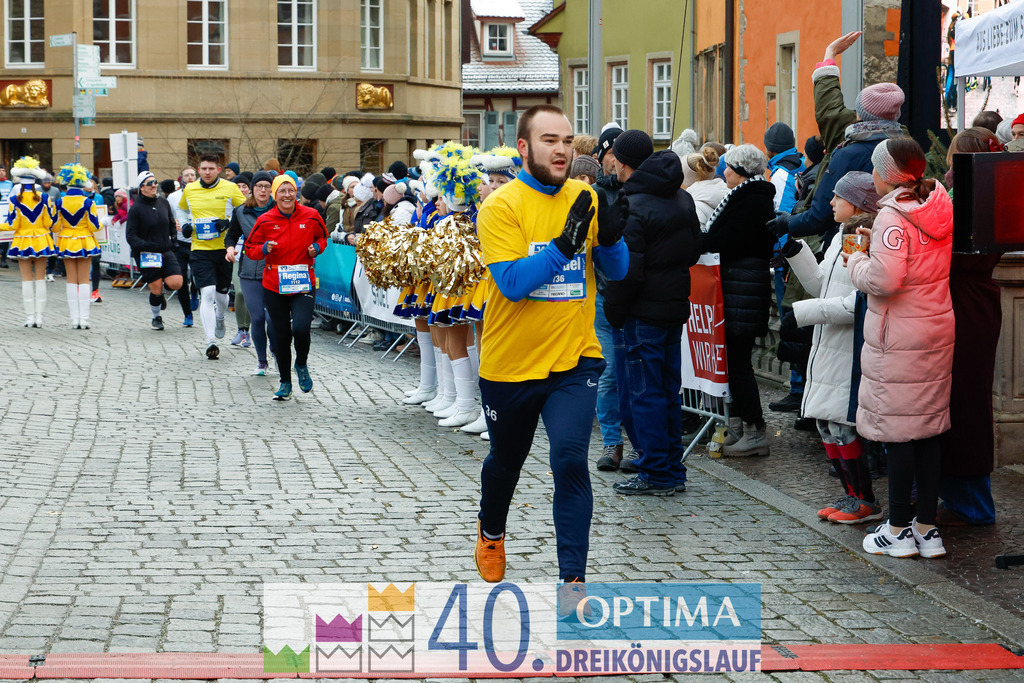 VR Bank Hauptlauf 10km | 40. Optima 3koenigslauf 2026 - Realisiert mit Pictrs.com