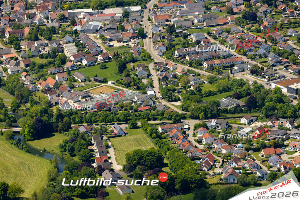 Geschenkidee Echenbrunn bei Gundelfingen an der Donau -Die Luftbildaufnahme wurde 2025 vom UL-Flugzeug heraus erstellt ( keine Drohne ) - Hochauflösende Luftaufnahme -Nicht vergleichbar mit Google Maps oder Satelittenbilder- Die Geschenkidee !Mit Lizenz und Bildrechte bestellbar