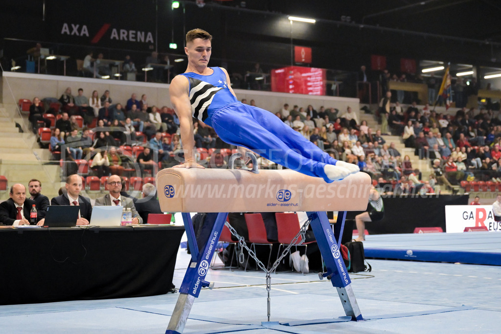 Schweizer Meisterschaften Kunstturnen Mannschaften Männer (A) - 22. November 2025 | Schweizer Meisterschaften Kunstturnen Mannschaften Männer (A)AXA Arena, WinterthurBild: Sportfotografie Markus Aeschimann | www.markus-aeschimann.ch - Realisiert mit Pictrs.com