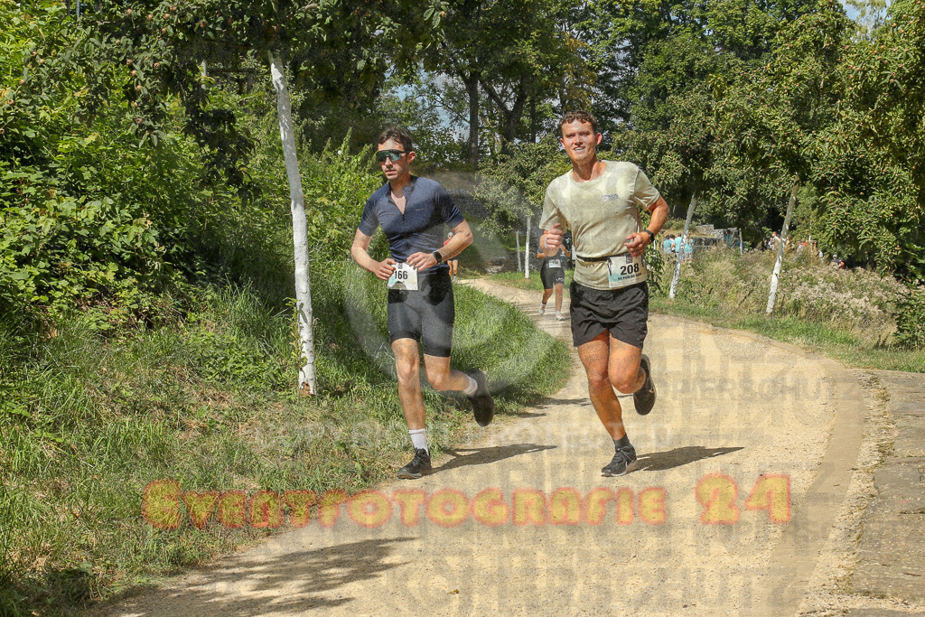 250824_1250_EX1_0733 | Sportfotografie im Rhein-Sieg Kreis, Köln, Bonn, NRW, Rheinland Pfalz, Hessen, etc. Unser Tätigkeitsfeld umfasst den Laufsport vom Volkslauf über den Marathon, Duathlon, Triathon bis zum Ultralauf wie Kölnpfad Ultra oder Schindertrail.