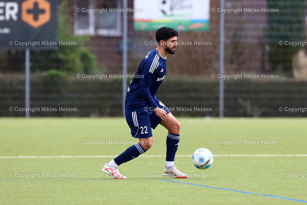 NH_USCPaloma_TuSDassendorf_OberligaHamburg_23022025 | #22 Erjanik Khachaturi Ghubasaryan (TuS Dassendorf)Fußball I Herren I Gamesright Oberliga Hamburg I Saison 2024-2025 I  24. Spieltag I USC Paloma - TuS Dassendorf I 23.02.2025 I Jonny-Rehbein-Sportplatz - Realisiert mit Pictrs.com