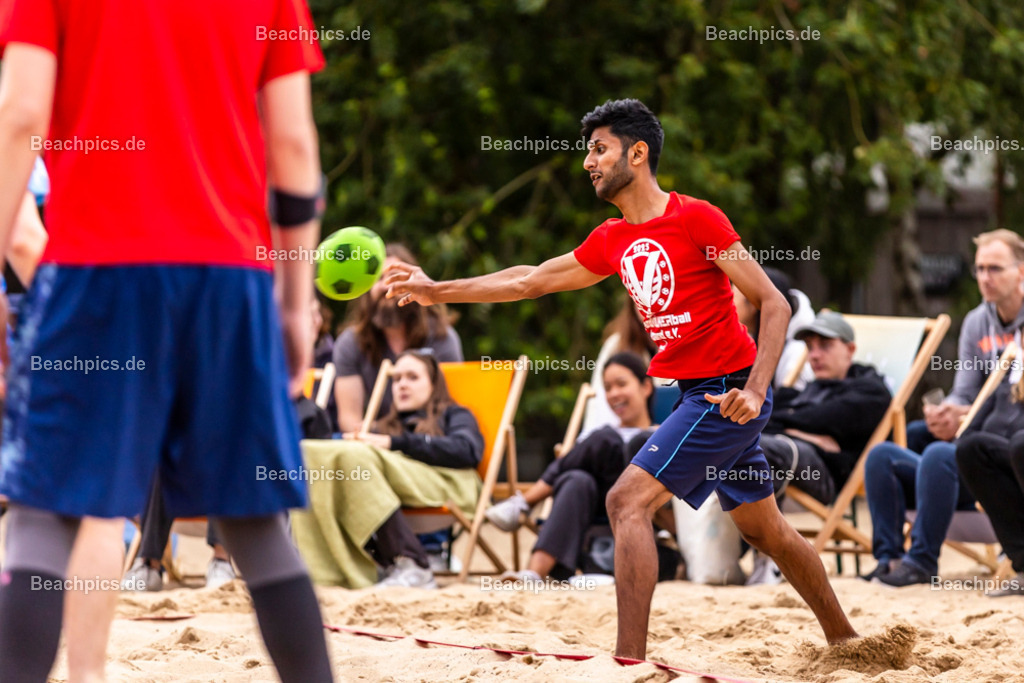 2025-200084471-Strandvölkerball-WM |  24.08.2025; Berlin Foto: Gerold Rebsch - www.beachpics.de