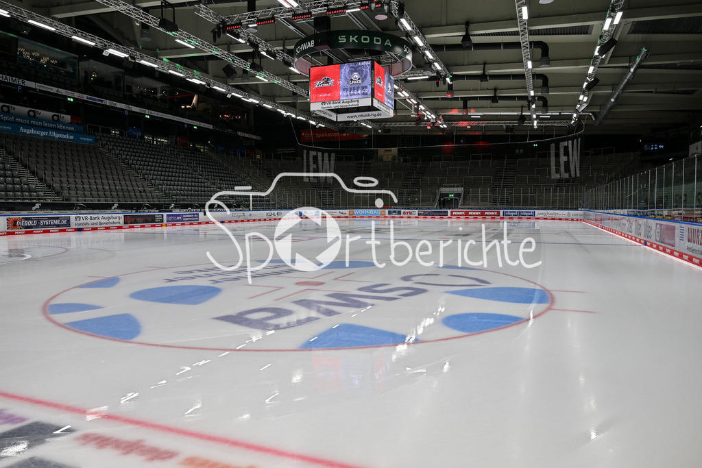 Augsburger Panther - Löwen Frankfurt | Das innere des Curt Frenzel Stadion vor der Partie gegen Frankfurt / Symbolbild / Stadion / Leer / DEL: Augsburger Panther - Löwen Frankfurt, Curt Frenzel Stadiom am 11.10.2024