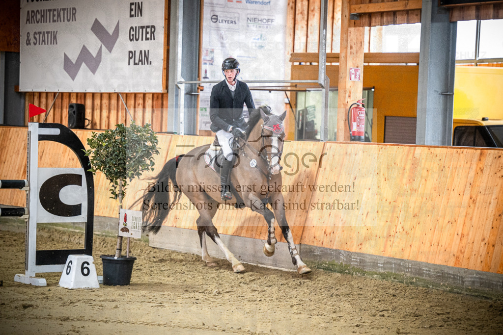 DOS_0373 | Entdecke hochwertige Reitturnierfotos von Foto Oger. Professionell, emotional und authentisch – jetzt Lieblingsmomente im Shop bestellen.Deutschlandweite Turnierfotografie. - Realisiert mit Pictrs.com