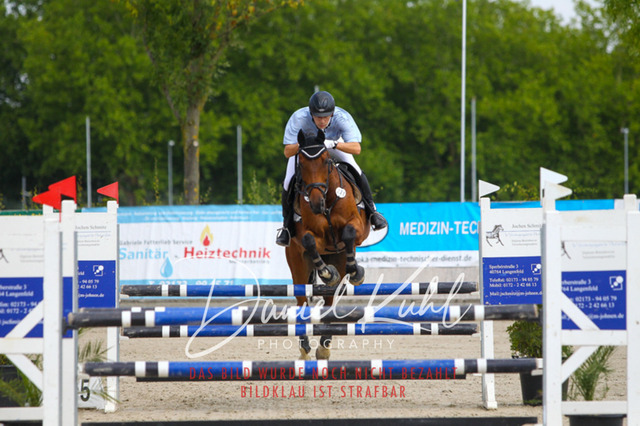 Gut Blee25_Amateuer Stilsprpfg Kl L_0077 | Turniersportfotografie; Pferdefotografie; Dressurfotografie