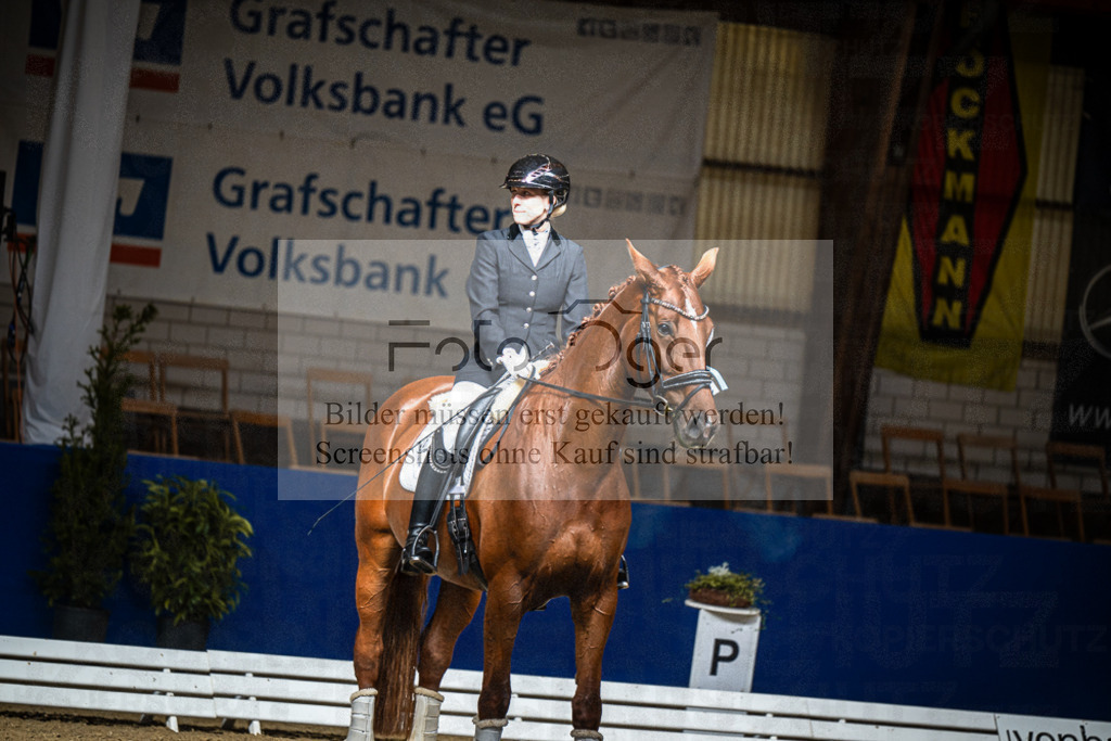 DOS_0011 | Entdecke hochwertige Reitturnierfotos von Foto Oger. Professionell, emotional und authentisch – jetzt Lieblingsmomente im Shop bestellen.Deutschlandweite Turnierfotografie. - Realisiert mit Pictrs.com